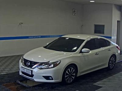 NISSAN ALTIMA (2ND GEN)