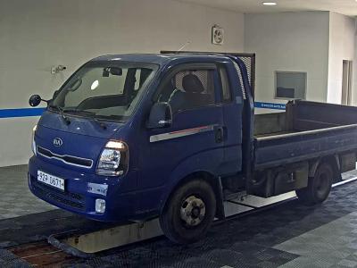 KIA THE NEW BONGO III CARGO 1.2 TON KING CAB EXTRA LONG WHEELBASE GL