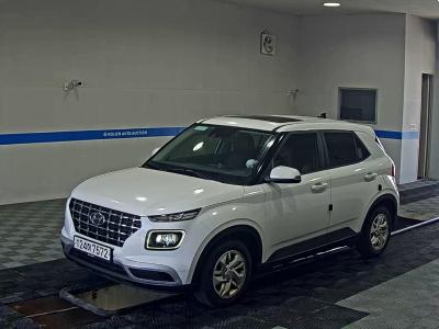 HYUNDAI VENUE 1.6 GASOLINE MODERN PLUS