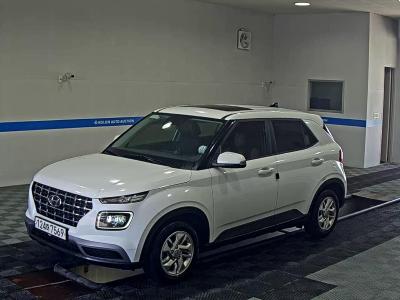 HYUNDAI VENUE 1.6 GASOLINE MODERN PLUS