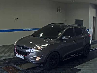 HYUNDAI TUCSON ix DIESEL R20 2WD LX20 PREMIER