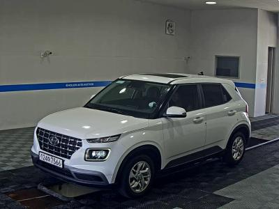 HYUNDAI VENUE 1.6 GASOLINE MODERN PLUS