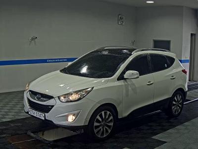 HYUNDAI TUCSON ix DIESEL R20 2WD LX20 PREMIER