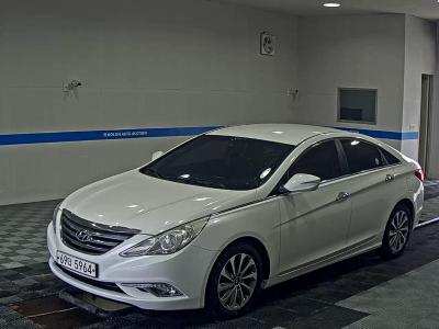 HYUNDAI SONATA THE BRILLIANT LPi DISABLED VEHICLE SMART