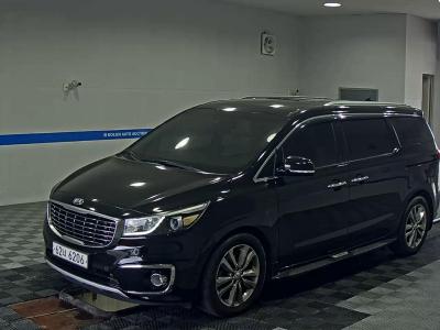 KIA ALL NEW CARNIVAL 9-SEATER DIESEL NOBLESSE