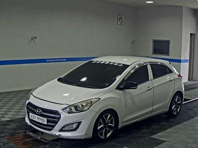 HYUNDAI NEW i30 1.6 VGT UNIQUE