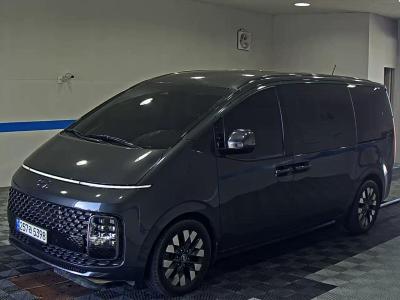 HYUNDAI STARIA 2.2 DIESEL LOUNGE 9-SEATER 2WD INSPIRATION