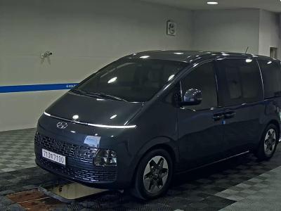 HYUNDAI STARIA 3.5 LPG TOURER 11-SEATER MODERN