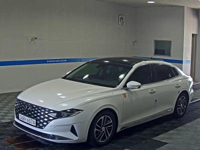 HYUNDAI THE NEW GRANDEUR IG LPi 3.0 RENTAL CAR PREMIUM