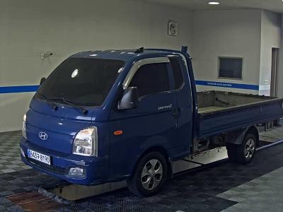 HYUNDAI PORTER II LPG SUPER CAB EXTRA LONG WHEELBASE SMART