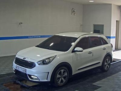KIA NIRO 1.6 HYBRID PRESTIGE