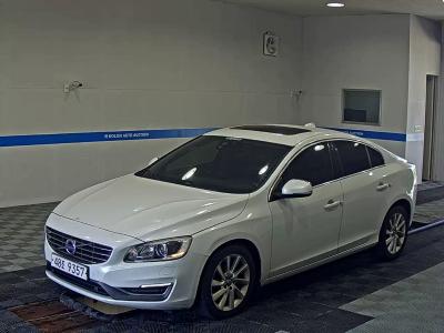 VOLVO S60 (2ND GEN) D2