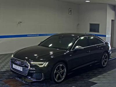 AUDI A6 (5TH GEN) 40 TDI PREMIUM