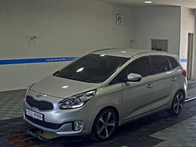 KIA ALL NEW CARENS 1.7 VGT DIESEL NOBLESSE