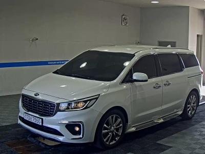 KIA THE NEW CARNIVAL 9-SEATER DIESEL PRESTIGE