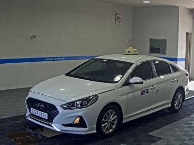HYUNDAI LF SONATA NEW RISE LPi TAXI STYLE
