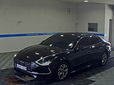 HYUNDAI SONATA (DN8) G2.0 PREMIUM