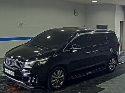 KIA ALL NEW CARNIVAL 9-SEATER DIESEL PRESTIGE