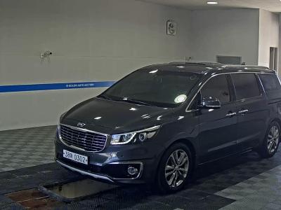 KIA ALL NEW CARNIVAL 7-SEATER LIMOUSINE DIESEL PRESIDENT