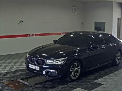 BMW 7 SERIES (6TH GEN) 740d xDRIVE M SPORT