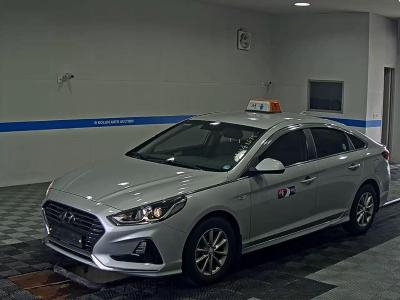 HYUNDAI LF SONATA NEW RISE LPi TAXI STYLE