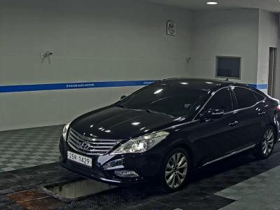 HYUNDAI GRANDEUR HG HG 300 NOBLE