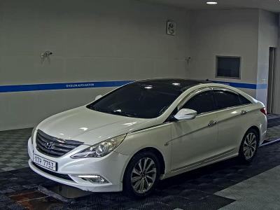 HYUNDAI SONATA THE BRILLIANT LPi RENTAL CAR PREMIUM SPECIAL