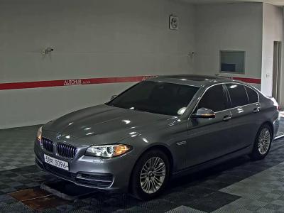 BMW 5 SERIES (6TH GEN) 520d xDRIVE
