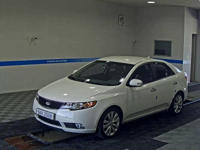 KIA FORTE 1.6 CVVT PREMIUM Si BLACK