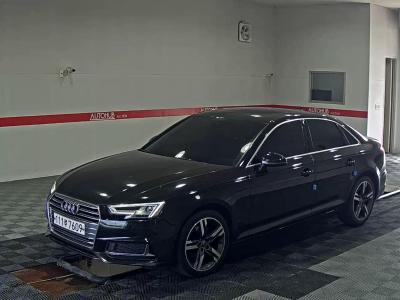 AUDI A4 (5TH GEN) 40 TFSI PREMIUM