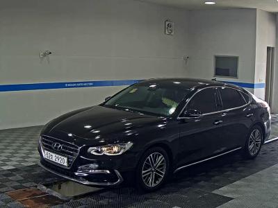HYUNDAI GRANDEUR IG 3.0 LPi RENTAL CAR MODERN