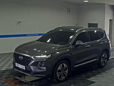 HYUNDAI SANTA FE (TM) R2.2 4WD PRESTIGE