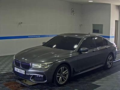 BMW 7 SERIES (6TH GEN) 740d xDRIVE M SPORT
