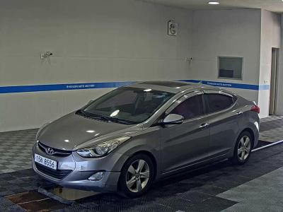HYUNDAI AVANTE MD M16 GDi AVENUE