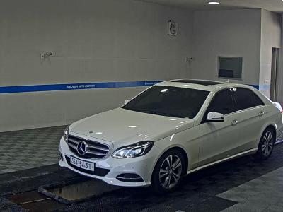 MERCEDES-BENZ E-CLASS (4TH GEN) E220 CDI AVANTGARDE