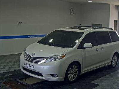 TOYOTA SIENNA (3RD GEN) 3.5 LIMITED