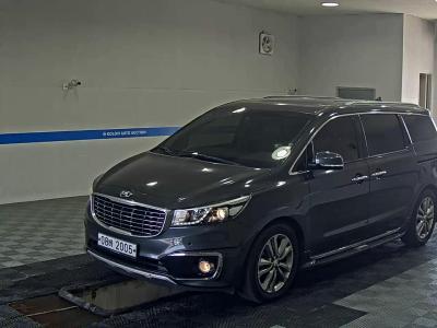 KIA ALL NEW CARNIVAL 9-SEATER DIESEL PRESTIGE