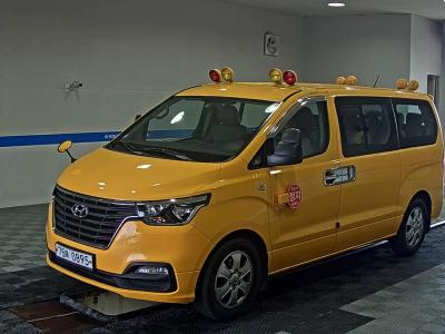 HYUNDAI THE NEW GRAND STAREX CHILDREN'S BUS 15-SEATER DIESEL