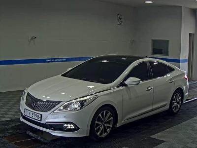 HYUNDAI GRANDEUR HG HG 240 MODERN