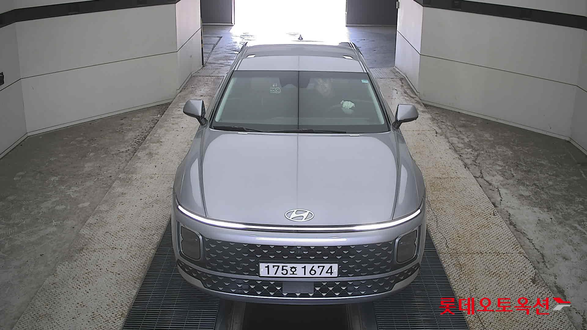 Hyundai GRANDEUR GN7 (H) 1.6T Premium