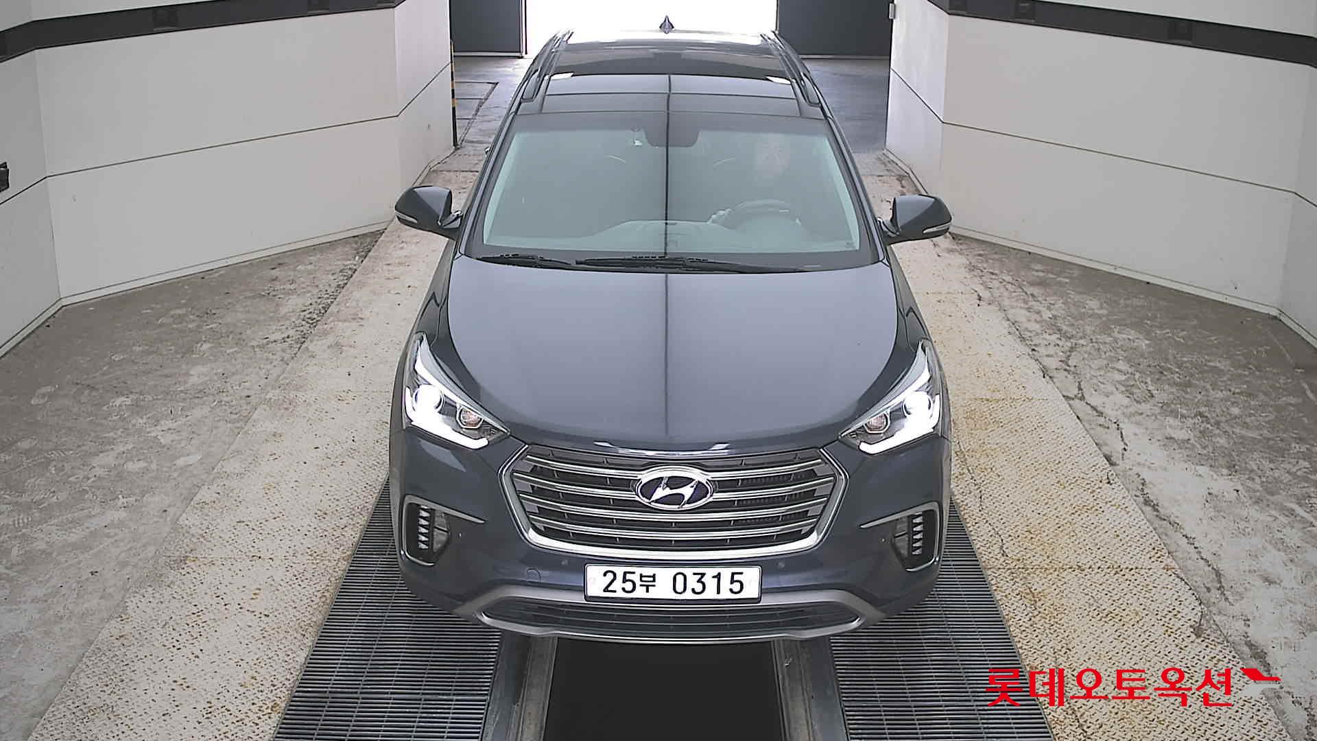 MAXCRUZ (D) 2.2 2WD EXCLUSIVESPECIAL 6-Seater