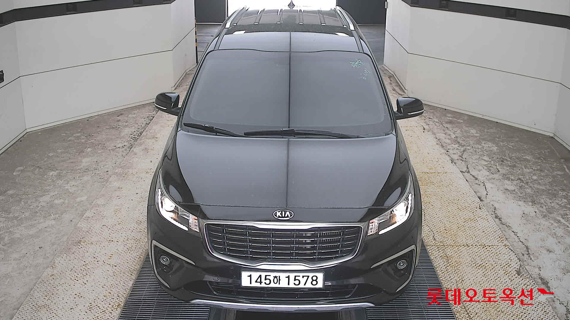 KIA THE NEW CARNIVAL (D) 2.2 Luxury 9-Seater