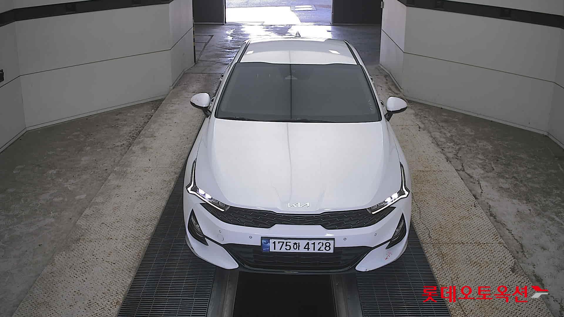 KIA INTERACTIVE K5 (G) 2.0 Prestige