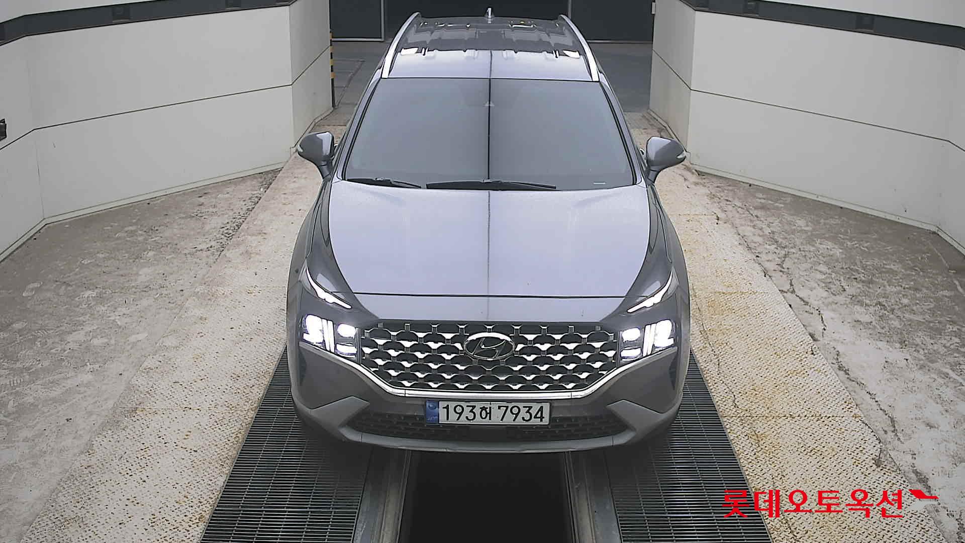 Hyundai THE NEW SANTAFE (D) 2.2 Prestige 5-Seater 4WD