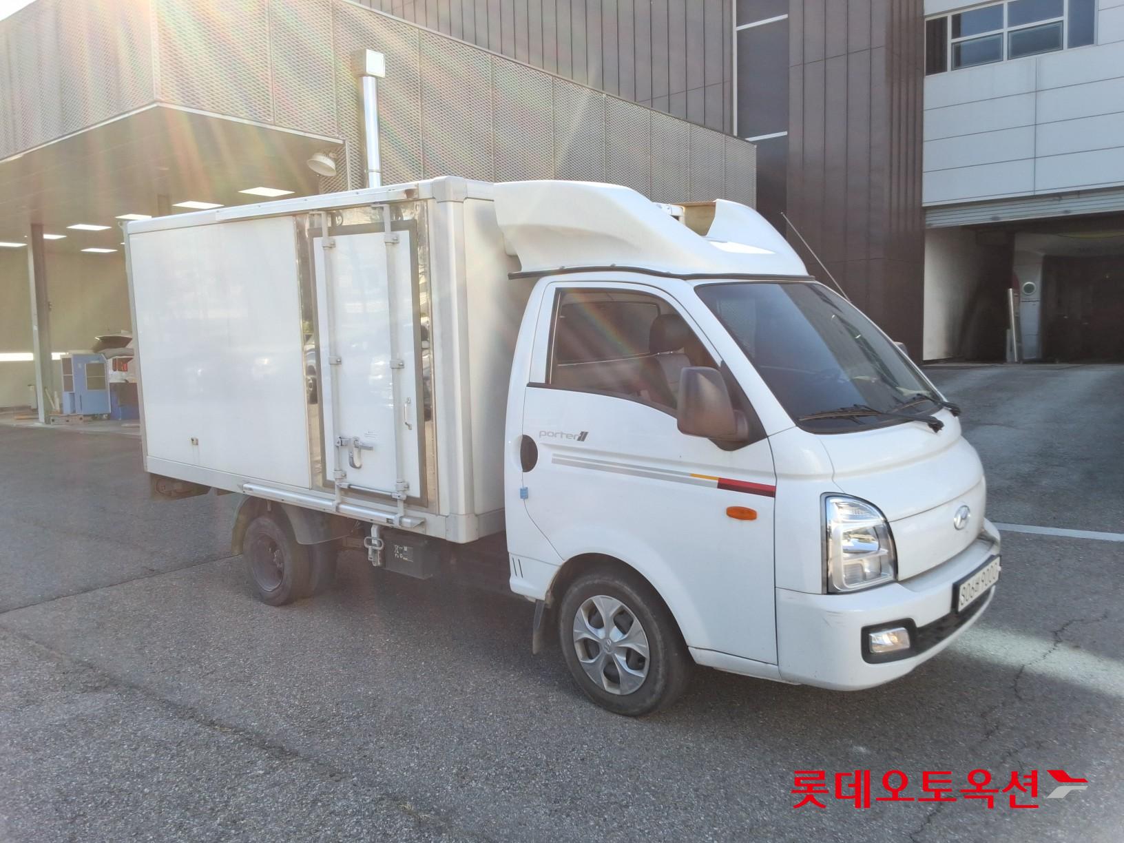 Hyundai PORTER II (D) 2.5 일반캡 초장축 스마트 2WD