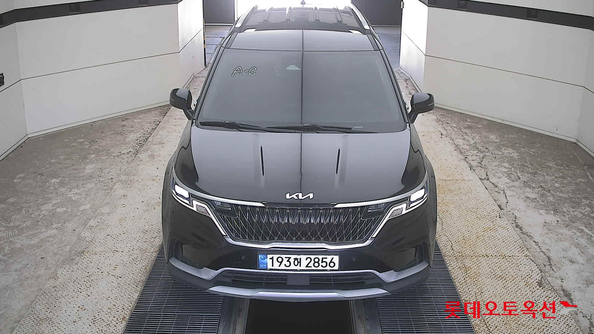 KIA CARNIVAL KA4 (D) 2.2 Prestige 9-Seater