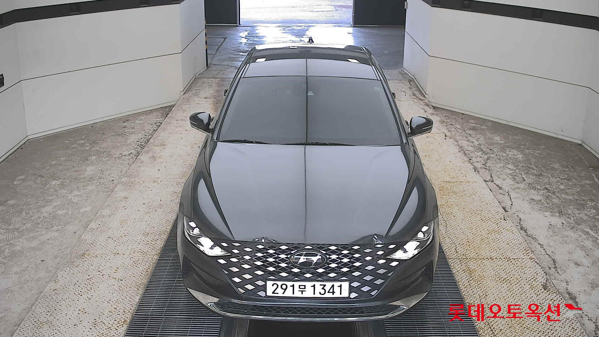 Hyundai THE NEW GRANDEUR (G) 2.5 Le Blanc