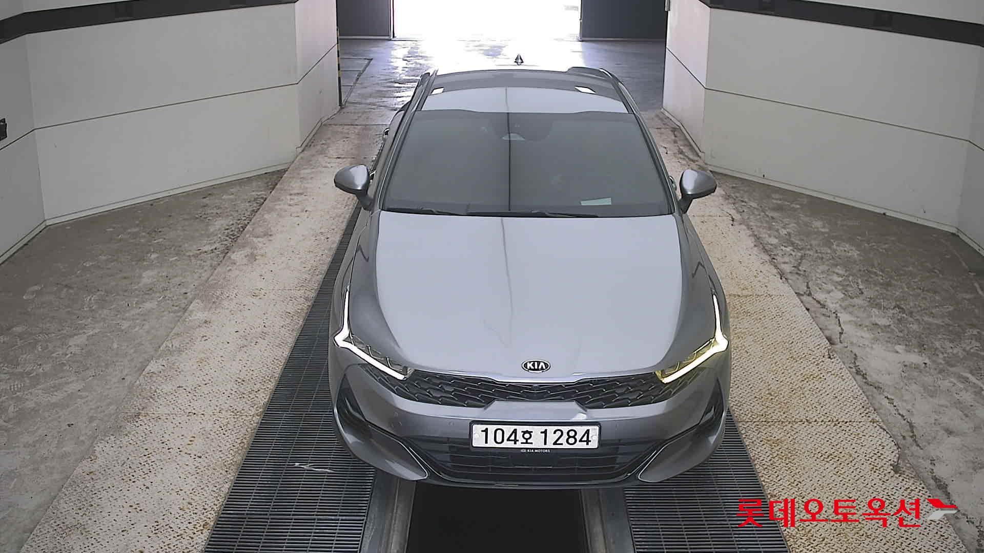 KIA INTERACTIVE K5 (G) 1.6 Turbo Signature