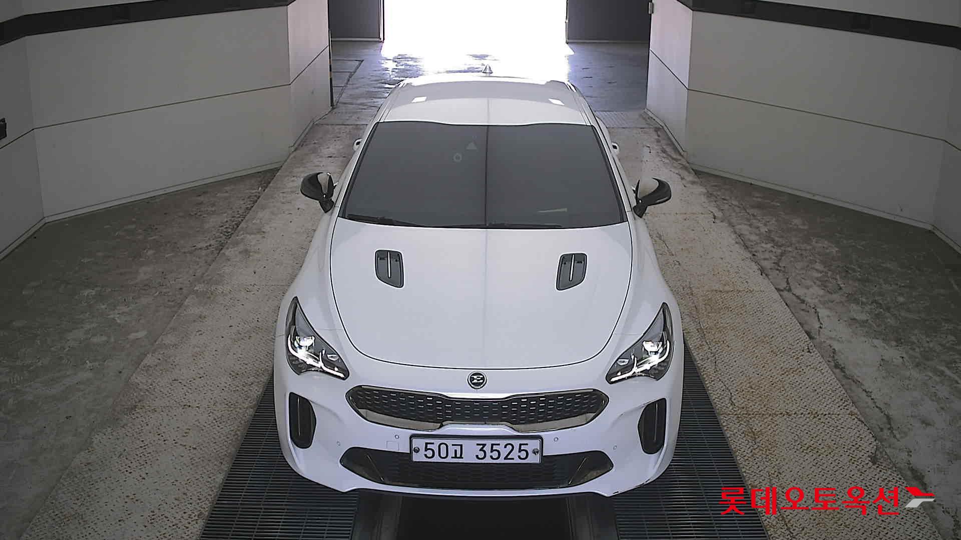 KIA STINGER (G) 2.0 Turbo Platinum
