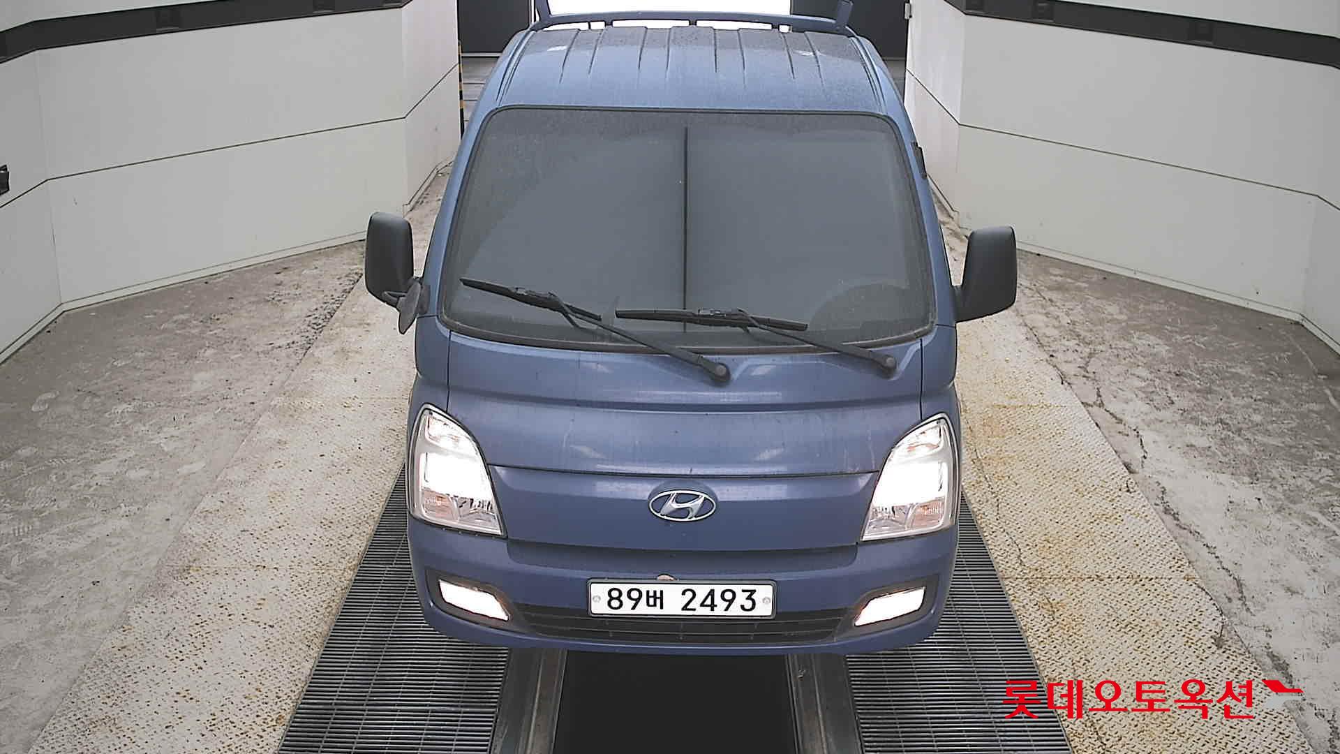 Hyundai PORTER II (D) 2.5 Super Cab Extra Long Wheelbase Smart 2WD